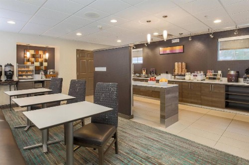 Residence Inn Phoenix Chandler/Fashion Center - image 5