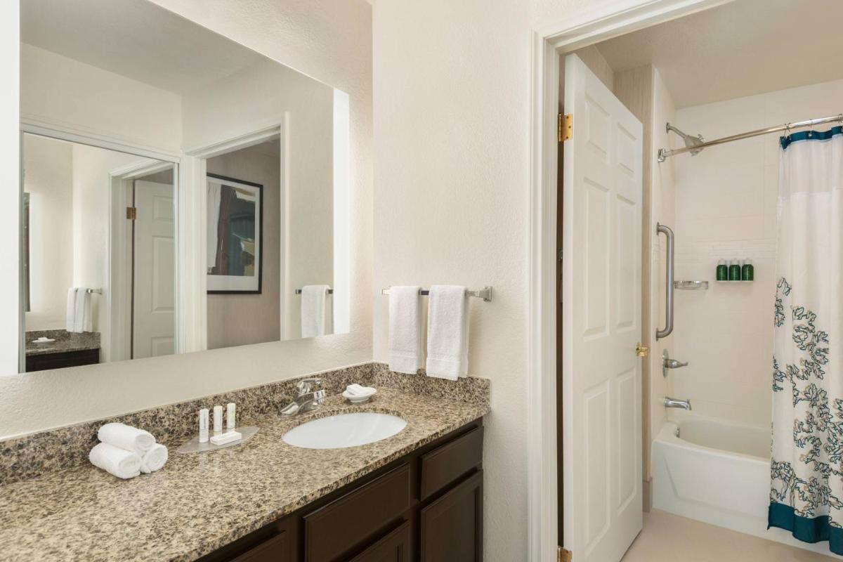 Residence Inn Phoenix Chandler/Fashion Center - image 6