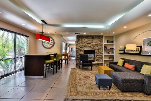 Country Inn & Suites by Radisson Chandler - image 20