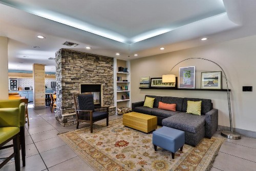 Country Inn & Suites by Radisson Chandler - image 21