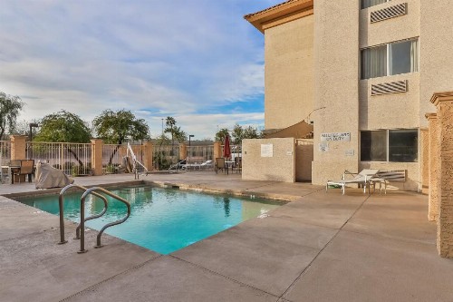 Country Inn & Suites by Radisson Chandler - image 29