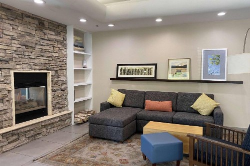 Country Inn & Suites by Radisson Chandler - image 3