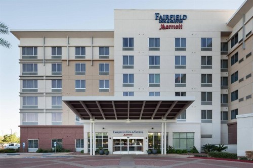Fairfield Inn and Suites Phoenix Chandler Fashion Center - image 26