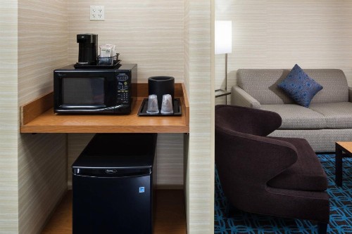 Fairfield Inn and Suites Phoenix Chandler Fashion Center - image 31