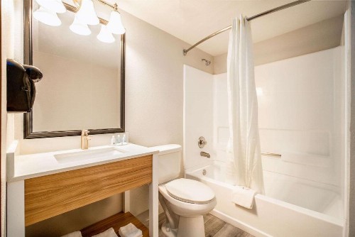 Quality Inn Chandler I-10 - image 2