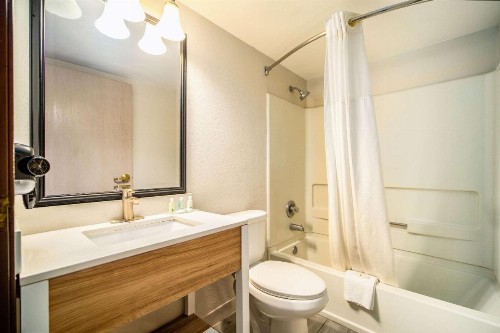 Quality Inn Chandler I-10 - image 24