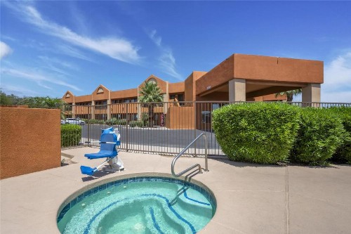 Best Western Inn of Chandler - image 14