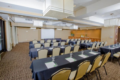 Holiday Inn Phoenix/Chandler an IHG Hotel - image 35