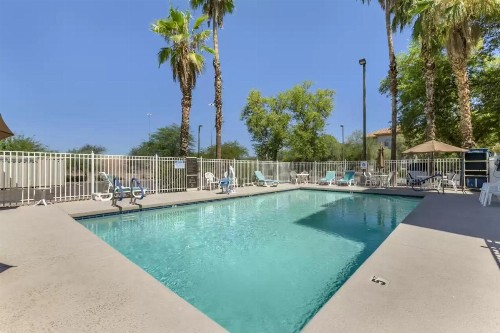 Comfort Inn Chandler - Phoenix South I-10 - image 23