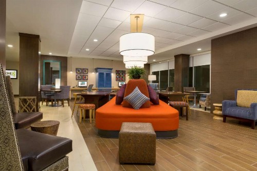 Home2 Suites by Hilton Phoenix Chandler - image 16