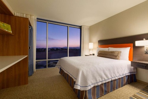 Home2 Suites by Hilton Phoenix Chandler - image 30