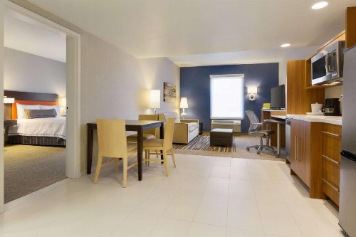 Home2 Suites by Hilton Phoenix Chandler - image 39