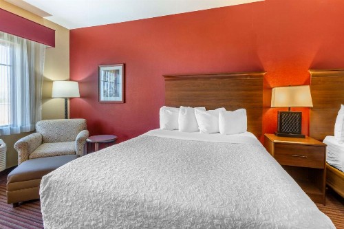 Best Western Plus Chandler Hotel & Suites - image 16