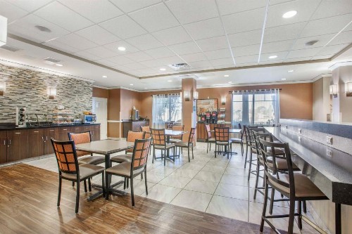 Best Western Plus Chandler Hotel & Suites - image 27