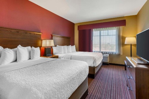 Best Western Plus Chandler Hotel & Suites - image 39