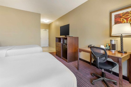 Best Western Plus Chandler Hotel & Suites - image 43