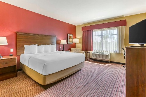 Best Western Plus Chandler Hotel & Suites - image 47