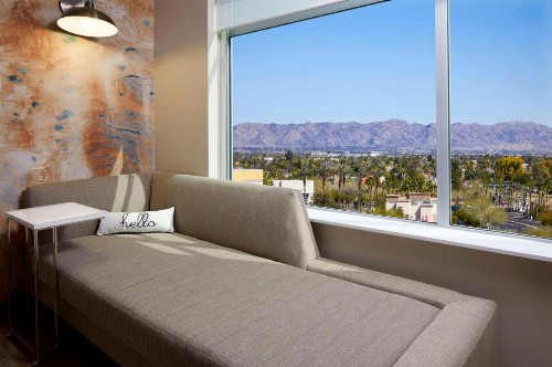 Cambria Hotel Phoenix Chandler - Fashion Center - image 7
