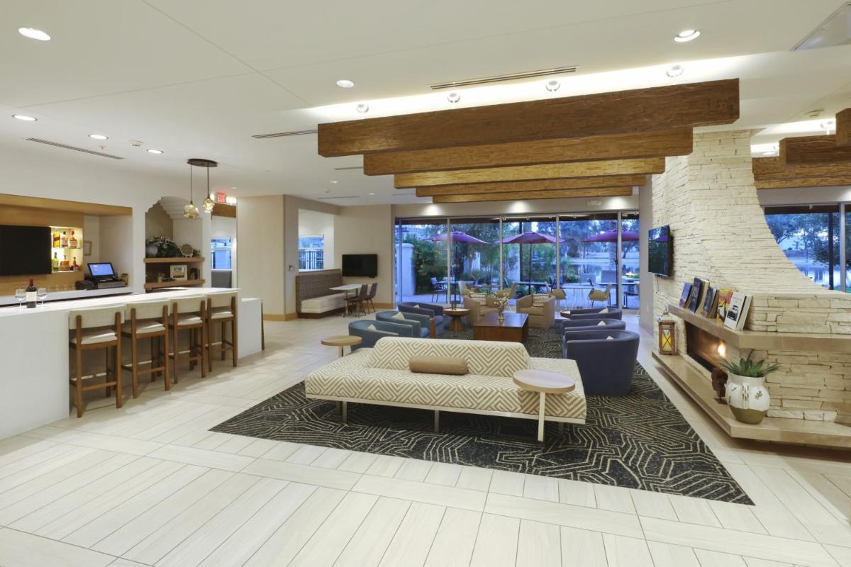 Residence Inn by Marriott Phoenix Chandler/South - image 2