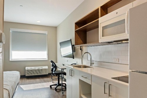 Extended Stay America Premier Suites - Phoenix - Chandler - Downtown - image 3