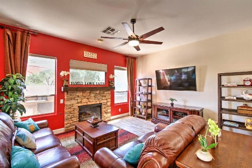 Lakefront Chandler Home - Kayaks Boat Pool Dock - image 15