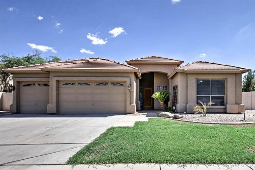 Lakefront Chandler Home - Kayaks Boat Pool Dock - image 5