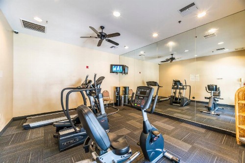 Chandler 1 bd 1 ba immaculate grounds perfect location with heated pool downstairs NO PETS ALLOWED - image 14