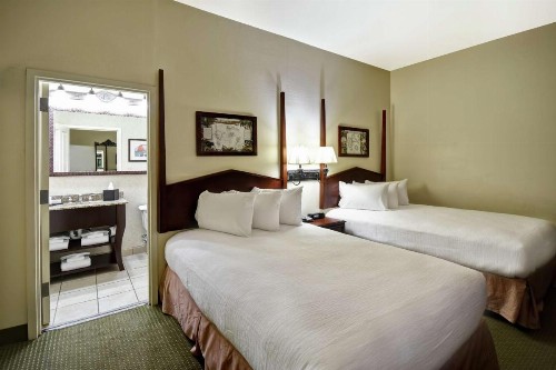 Embassy Suites Charleston - Historic District - image 19