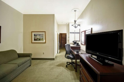 Embassy Suites Charleston - Historic District - image 28