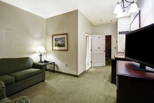 Embassy Suites Charleston - Historic District - image 33