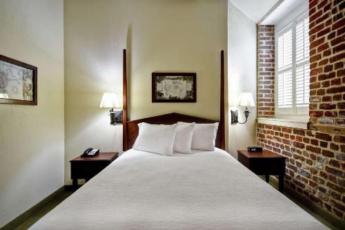 Embassy Suites Charleston - Historic District - image 34