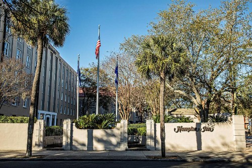 Hampton Inn Charleston-Historic District - image 10