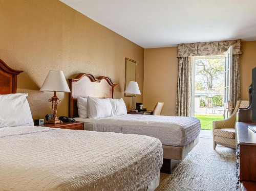 Hampton Inn Charleston-Historic District - image 35