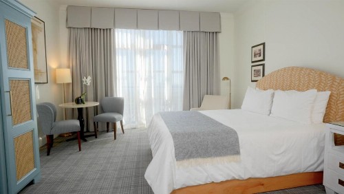 Harbourview Inn - image 10