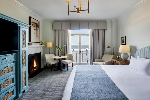 Harbourview Inn - image 28