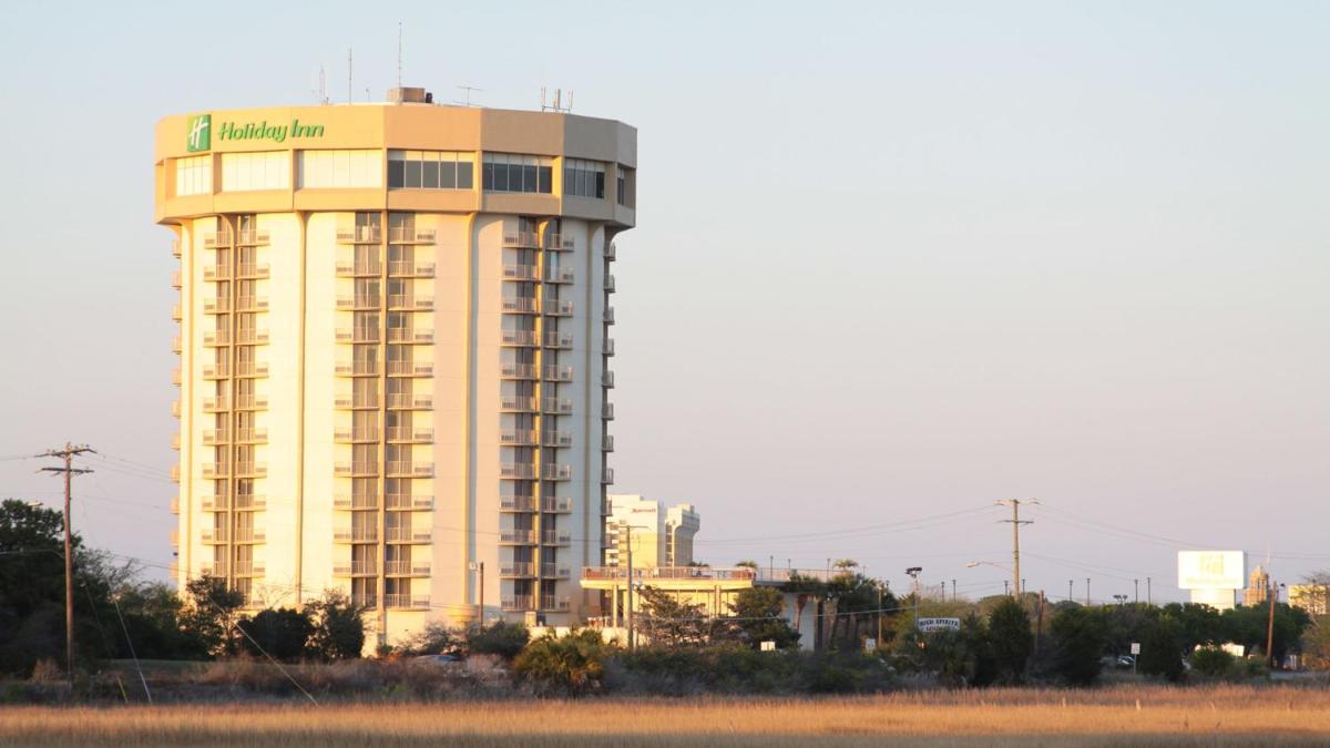 Holiday Inn Charleston-Riverview an IHG Hotel - image 3