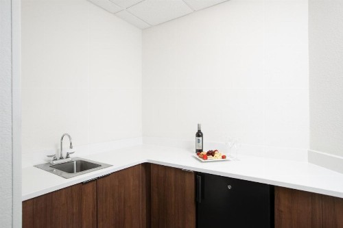 Holiday Inn Charleston-Riverview an IHG Hotel - image 30