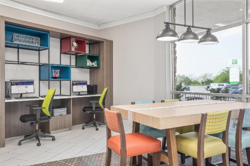 Holiday Inn Charleston-Riverview an IHG Hotel - image 7