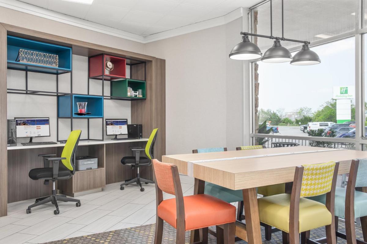 Holiday Inn Charleston-Riverview an IHG Hotel - image 7