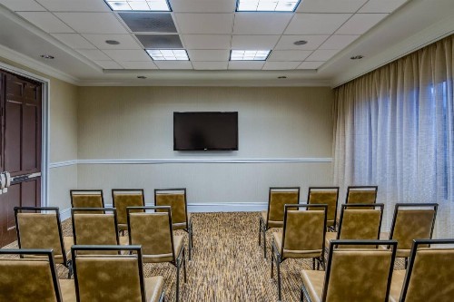 Courtyard by Marriott Charleston Historic District - image 40