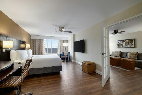Courtyard by Marriott Charleston Historic District - image 5