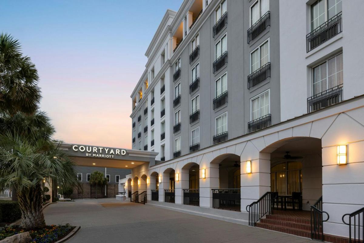 Courtyard by Marriott Charleston Historic District - image 6