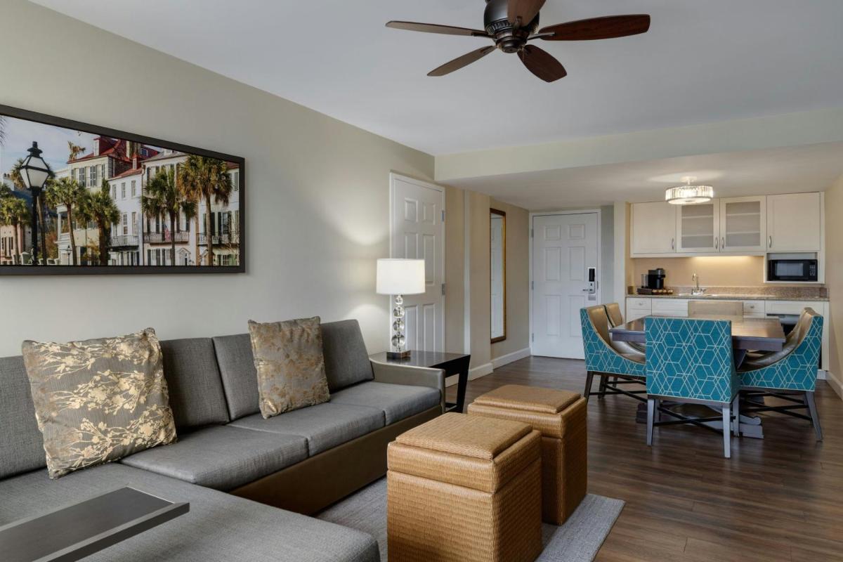 Courtyard by Marriott Charleston Historic District - image 7