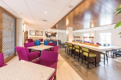 Holiday Inn Express Charleston US Highway 17 & I-526 an IHG Hotel - image 8