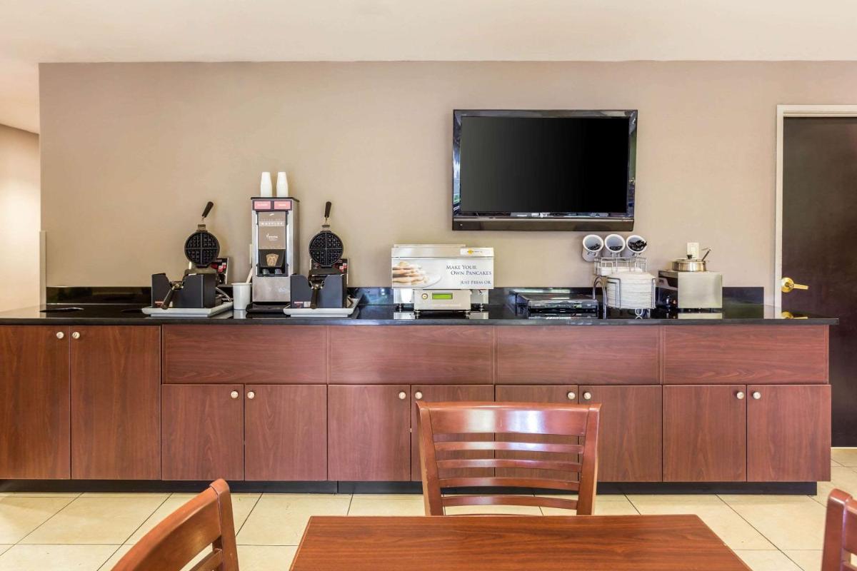 Sleep Inn Charleston - West Ashley - image 3
