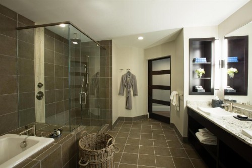 The Restoration Hotel - image 3