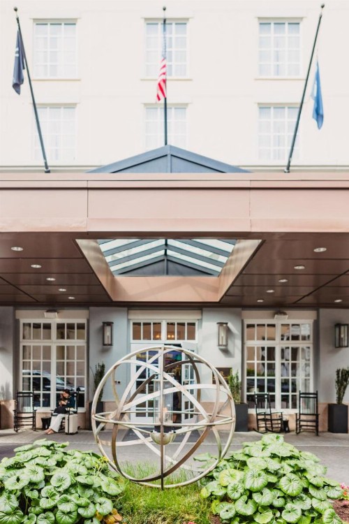 Renaissance Charleston Historic District Hotel - image 10