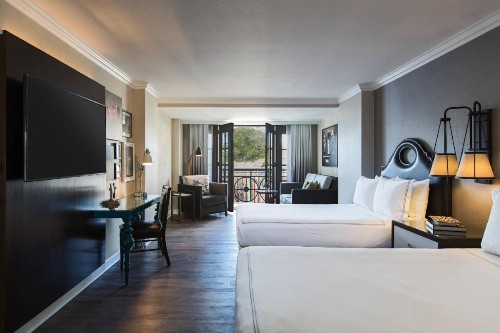 Renaissance Charleston Historic District Hotel - image 3