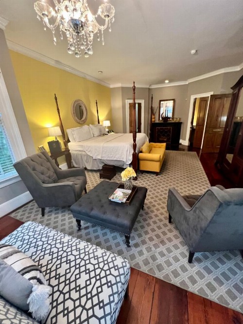 Barksdale House Inn - image 10
