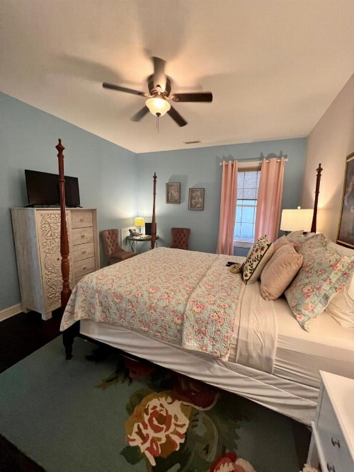 Barksdale House Inn - image 19